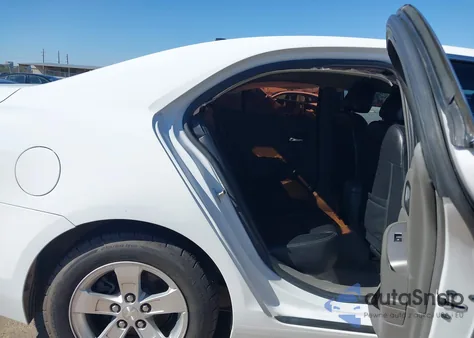 2014 Chevrolet Malibu 1Ls z USA, uszkodzony, nr VIN 1G11B5SL9EF150754